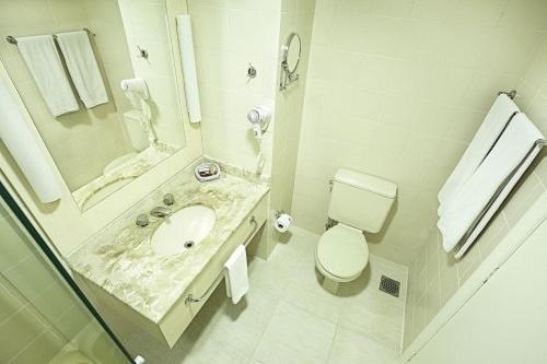 Quarto com 2 Camas de Solteiro