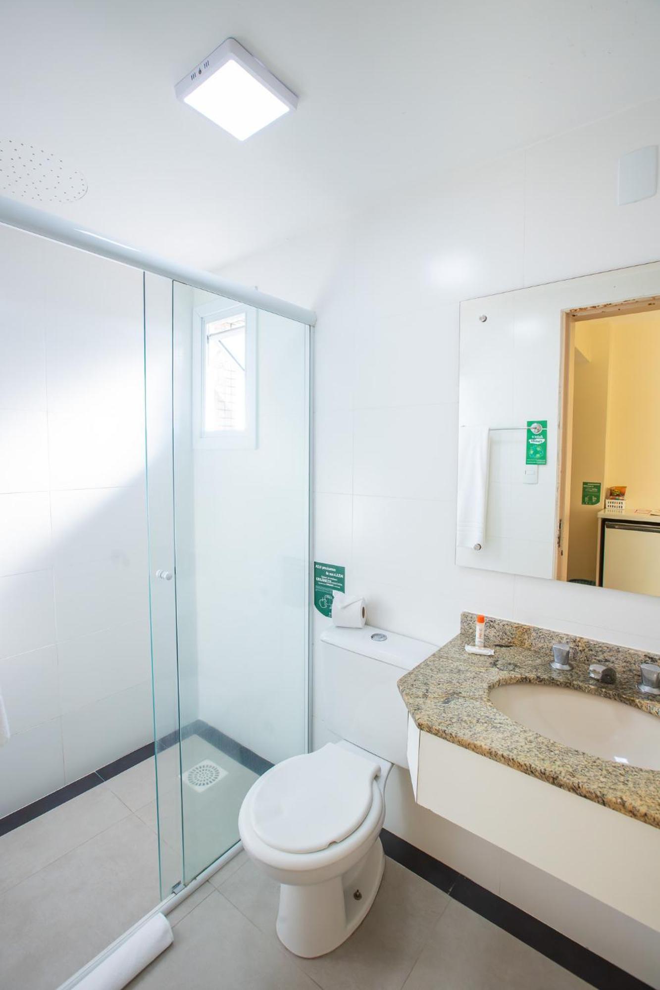 Standard Twin Room,1758330100:JPEG